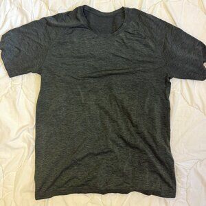 Lululemon Metal Vent 2.0 Short Sleeve Green
